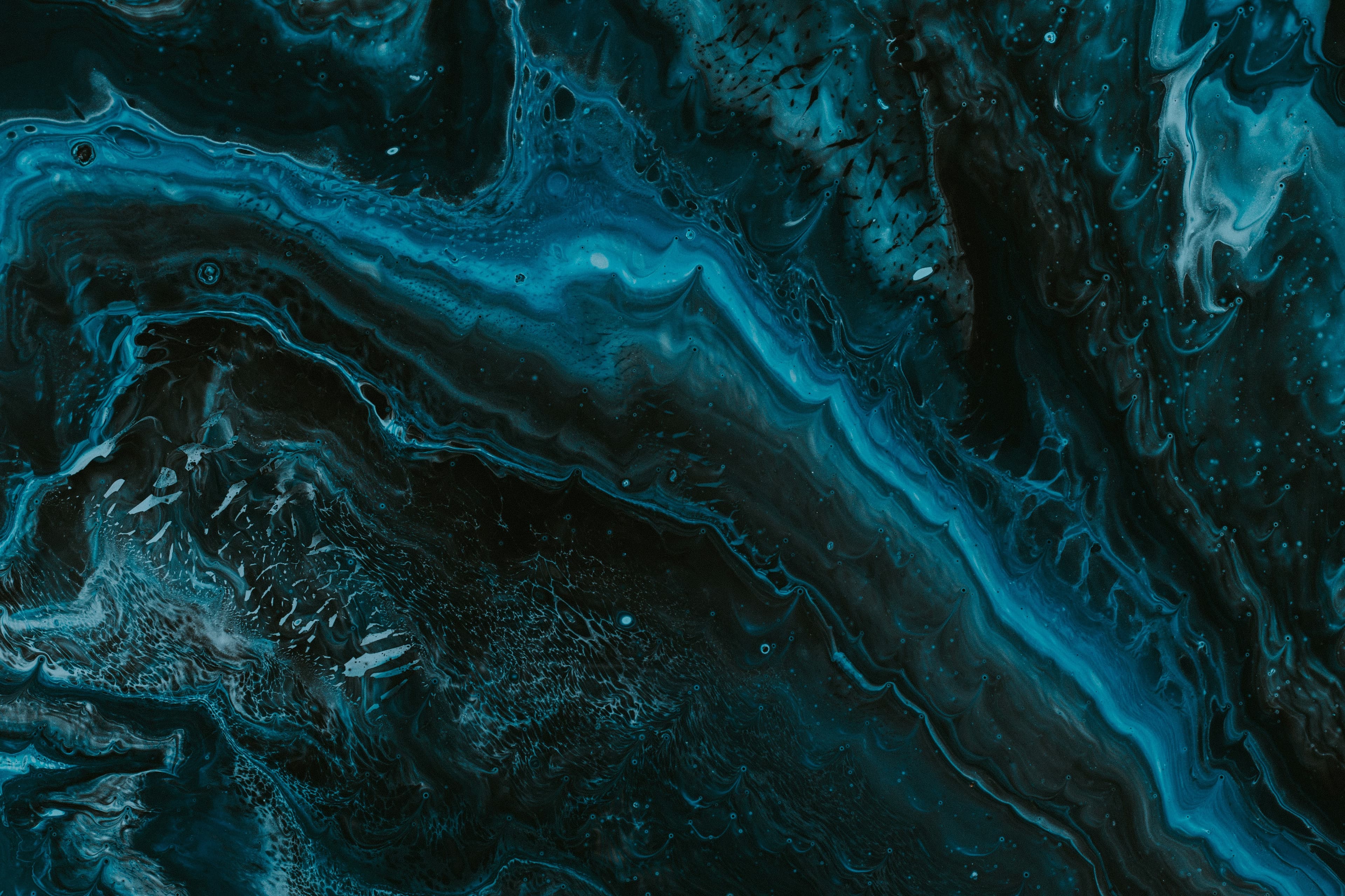 Handcrafted glossy epoxy artwork — Glossy Atelier